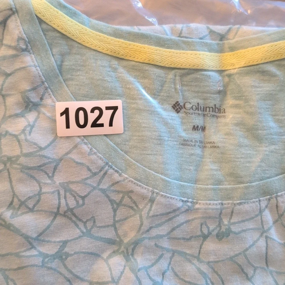 Columbia‎ T-shirt